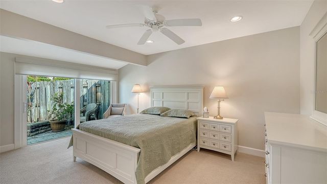 206 HOURGLASS WAY V10, Sarasota, FL 34242