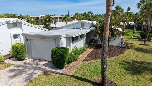 206 HOURGLASS WAY V10, Sarasota, FL 34242