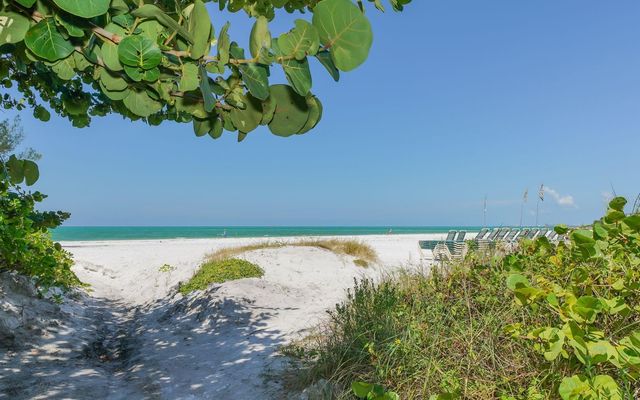 206 HOURGLASS WAY V10, Sarasota, FL 34242