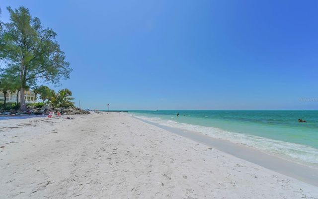206 HOURGLASS WAY V10, Sarasota, FL 34242