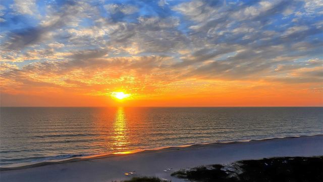 206 HOURGLASS WAY V10, Sarasota, FL 34242
