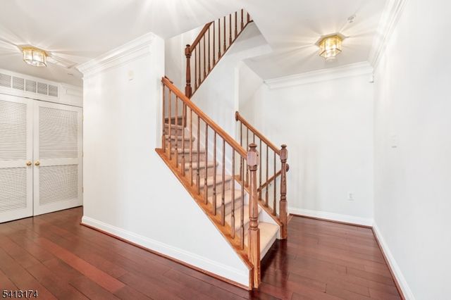 408 Donato Cir, Scotch Plains Twp., NJ 07076