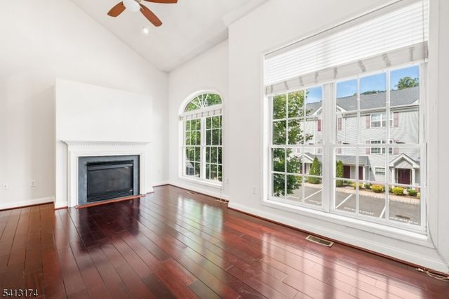 408 Donato Cir, Scotch Plains Twp., NJ 07076