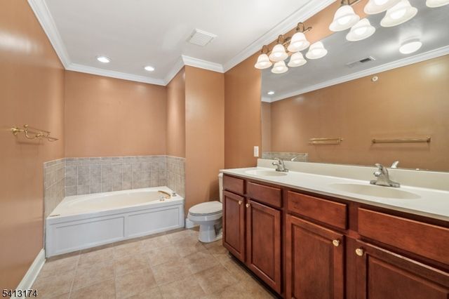 408 Donato Cir, Scotch Plains Twp., NJ 07076