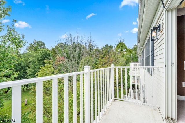 408 Donato Cir, Scotch Plains Twp., NJ 07076