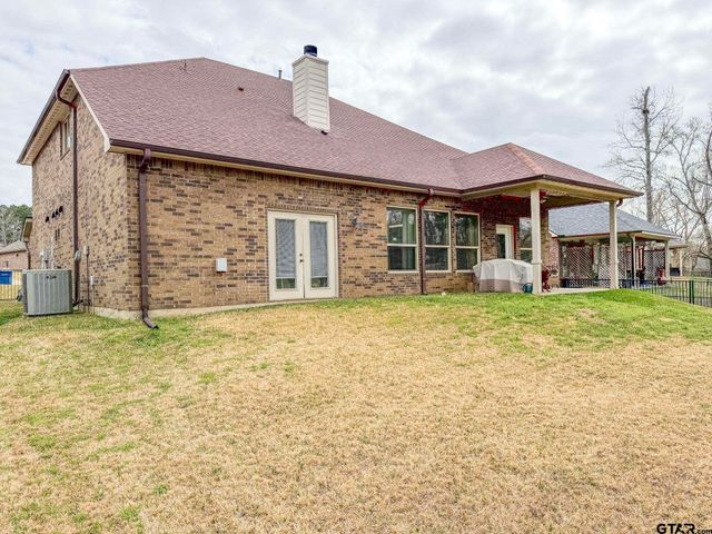 302 Parkview CT, Whitehouse, TX 75791