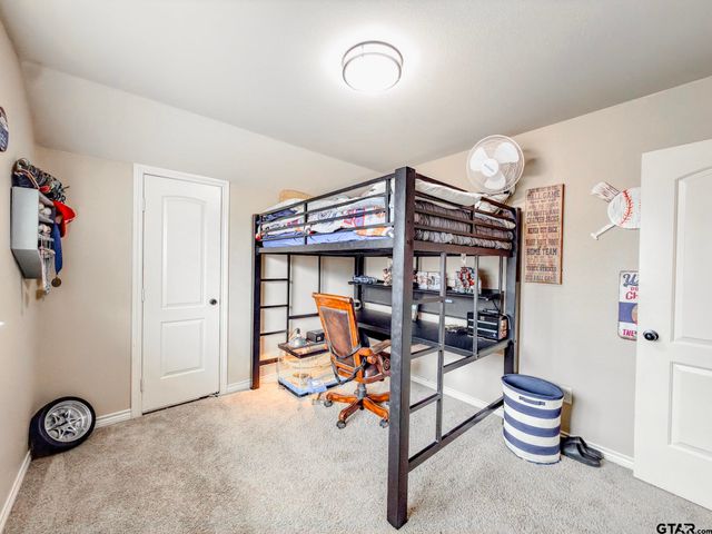 302 Parkview CT, Whitehouse, TX 75791