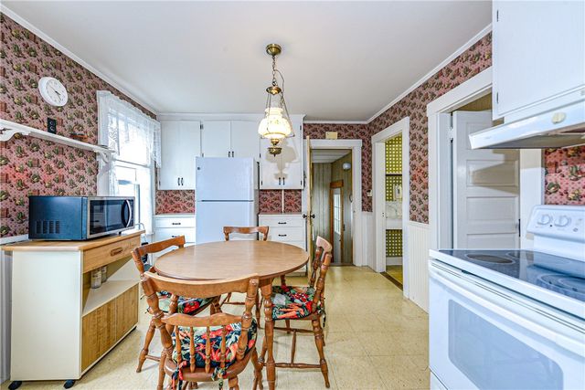 546 Jepson Lane, Middletown, RI 02842