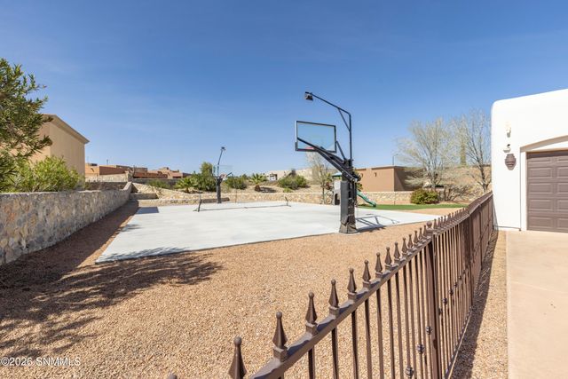 4231 Venetian Loop, Las Cruces, NM 88011