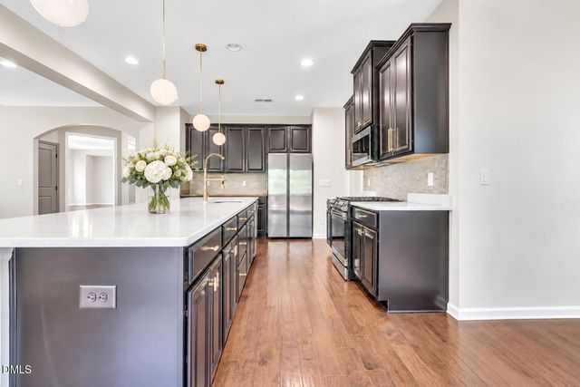 899 Legacy Falls Drive S, Chapel Hill, NC 27517