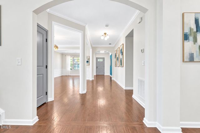 899 Legacy Falls Drive S, Chapel Hill, NC 27517