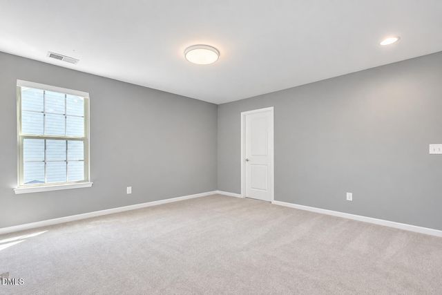 899 Legacy Falls Drive S, Chapel Hill, NC 27517
