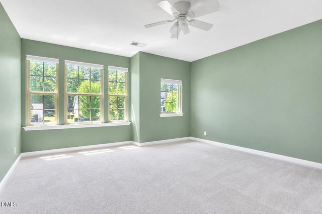 899 Legacy Falls Drive S, Chapel Hill, NC 27517