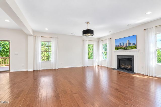 899 Legacy Falls Drive S, Chapel Hill, NC 27517