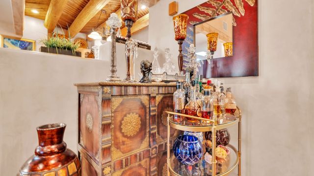 16 Via De Estrellas A, Santa Fe, NM 87506