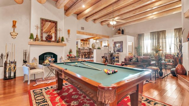 16 Via De Estrellas A, Santa Fe, NM 87506