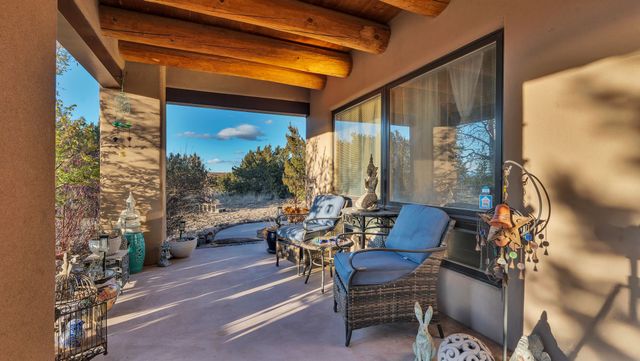 16 Via De Estrellas A, Santa Fe, NM 87506