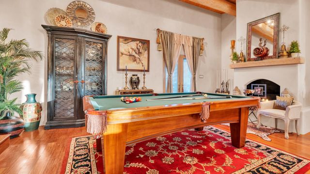 16 Via De Estrellas A, Santa Fe, NM 87506