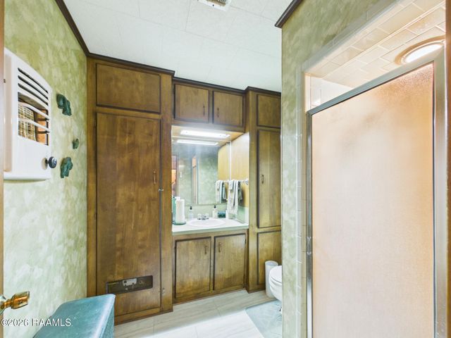 1604 Wallace Street, New Iberia, LA 70560