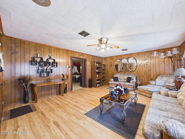 1604 Wallace Street, New Iberia, LA 70560