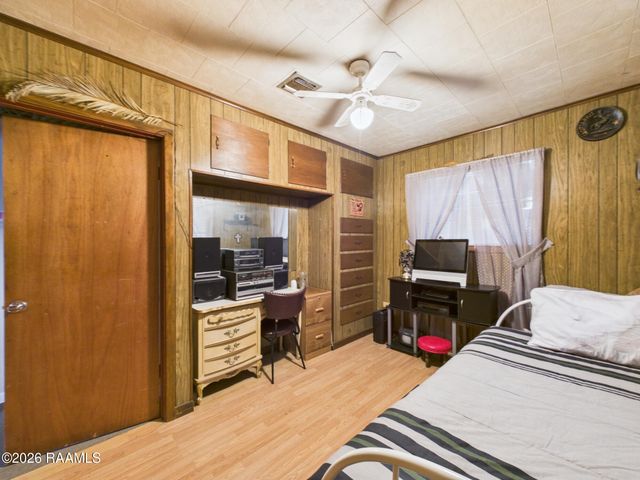1604 Wallace Street, New Iberia, LA 70560