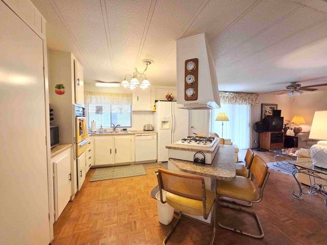 45 Mirage Drive, Cathedral City, CA 92234