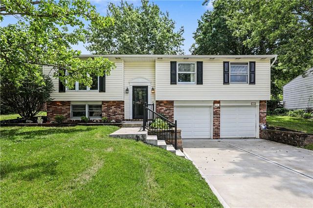 1914 Strawbridge Dr, South Park, PA 15129