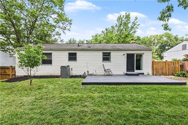 1914 Strawbridge Dr, South Park, PA 15129