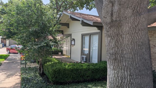 4426 Wind River Lane, Garland, TX 75042