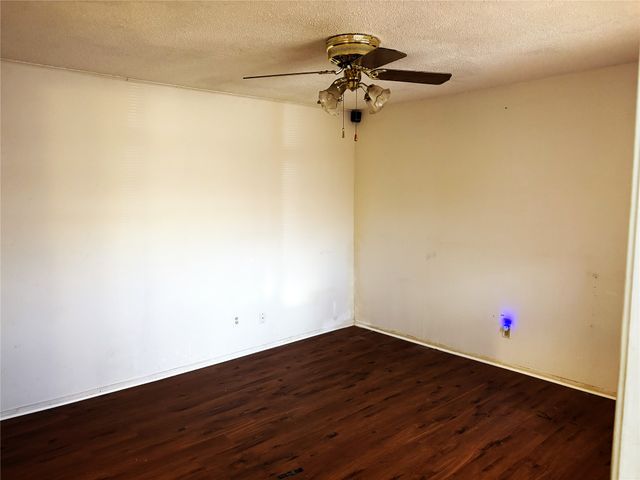 4426 Wind River Lane, Garland, TX 75042