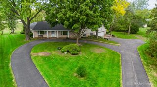 5 Canterbury Court, South Barrington, IL 60010