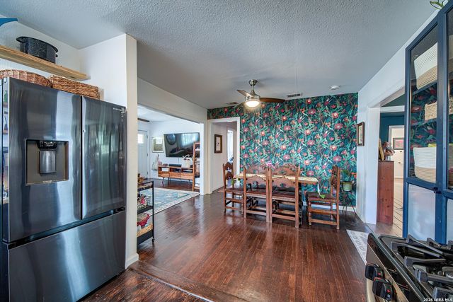 1422 Santa Monica, San Antonio, TX 78201