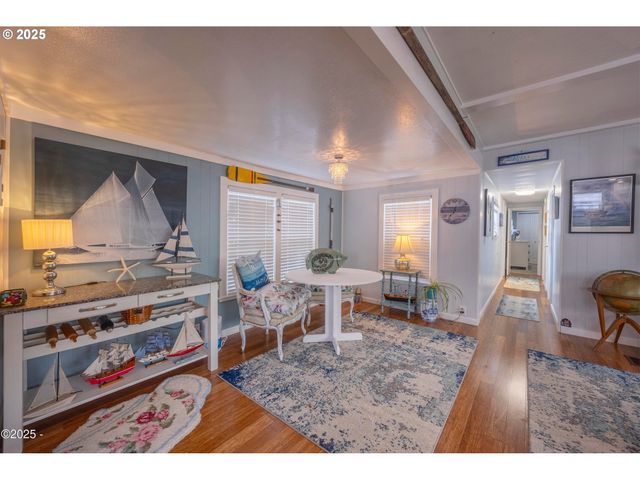 4800 Se INLET Ave 37, Lincoln City, OR 97367