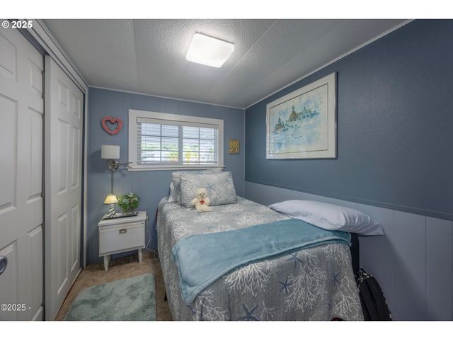 4800 Se INLET Ave 37, Lincoln City, OR 97367