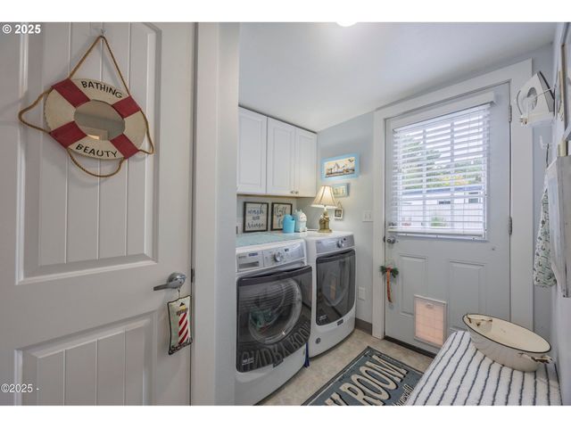 4800 Se INLET Ave 37, Lincoln City, OR 97367