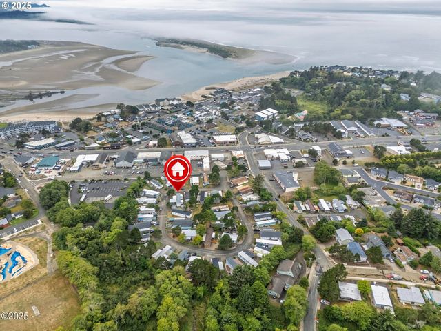 4800 Se INLET Ave 37, Lincoln City, OR 97367