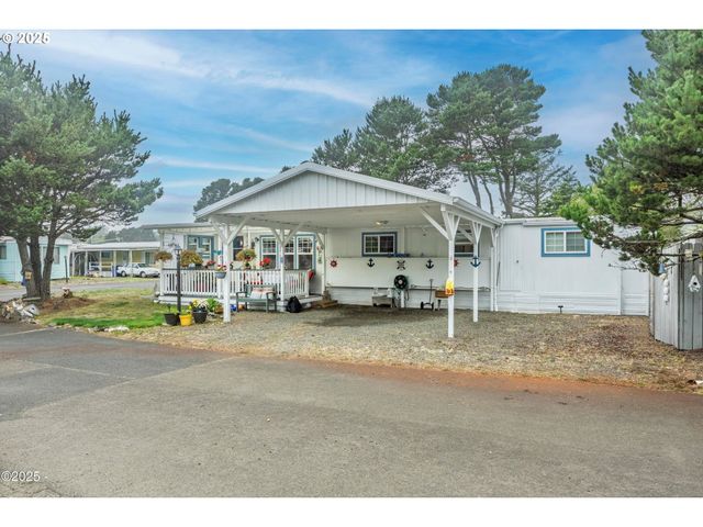 4800 Se INLET Ave 37, Lincoln City, OR 97367