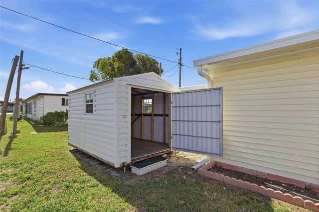 5246 AMANDA STREET, Zephyrhills, FL 33542