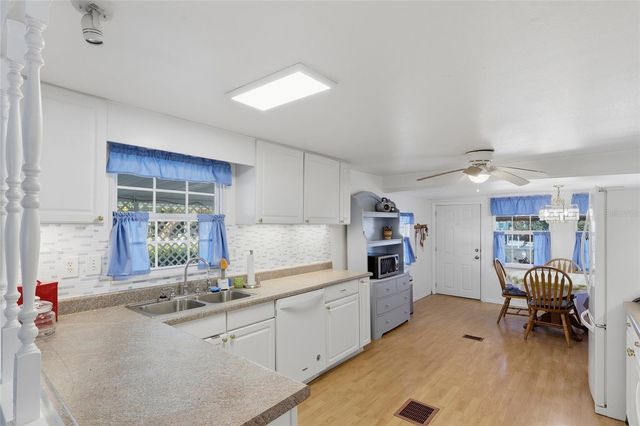 5246 AMANDA STREET, Zephyrhills, FL 33542