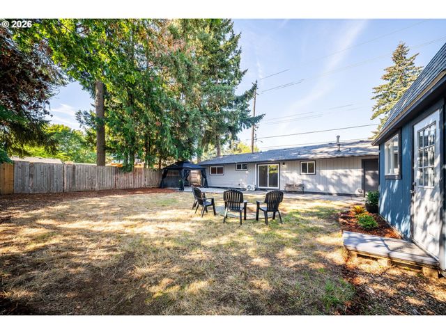 2126 Se 162ND Ave, Portland, OR 97233