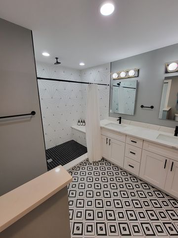 444 N Irving Avenue, Hillside, IL 60162