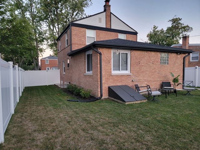 444 N Irving Avenue, Hillside, IL 60162