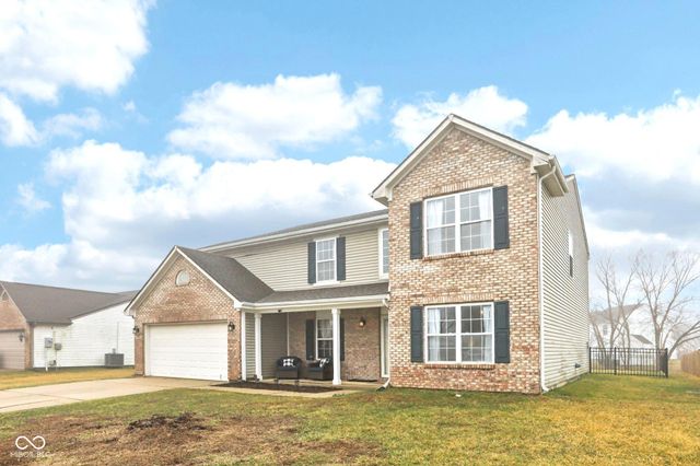 5858 Pennekamp Drive, Plainfield, IN 46168