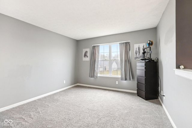 5858 Pennekamp Drive, Plainfield, IN 46168