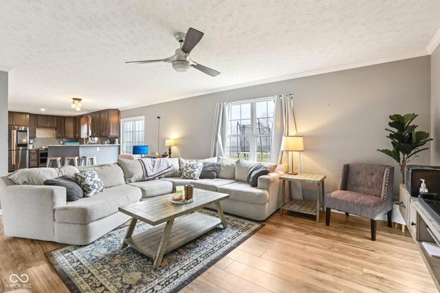 5858 Pennekamp Drive, Plainfield, IN 46168