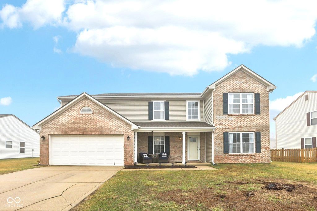 5858 Pennekamp Drive, Plainfield, IN 46168