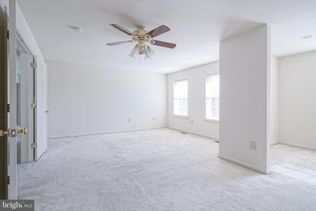 160 QUIET RD, Sicklerville, NJ 08081