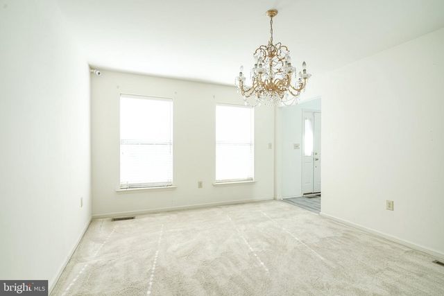 160 QUIET RD, Sicklerville, NJ 08081