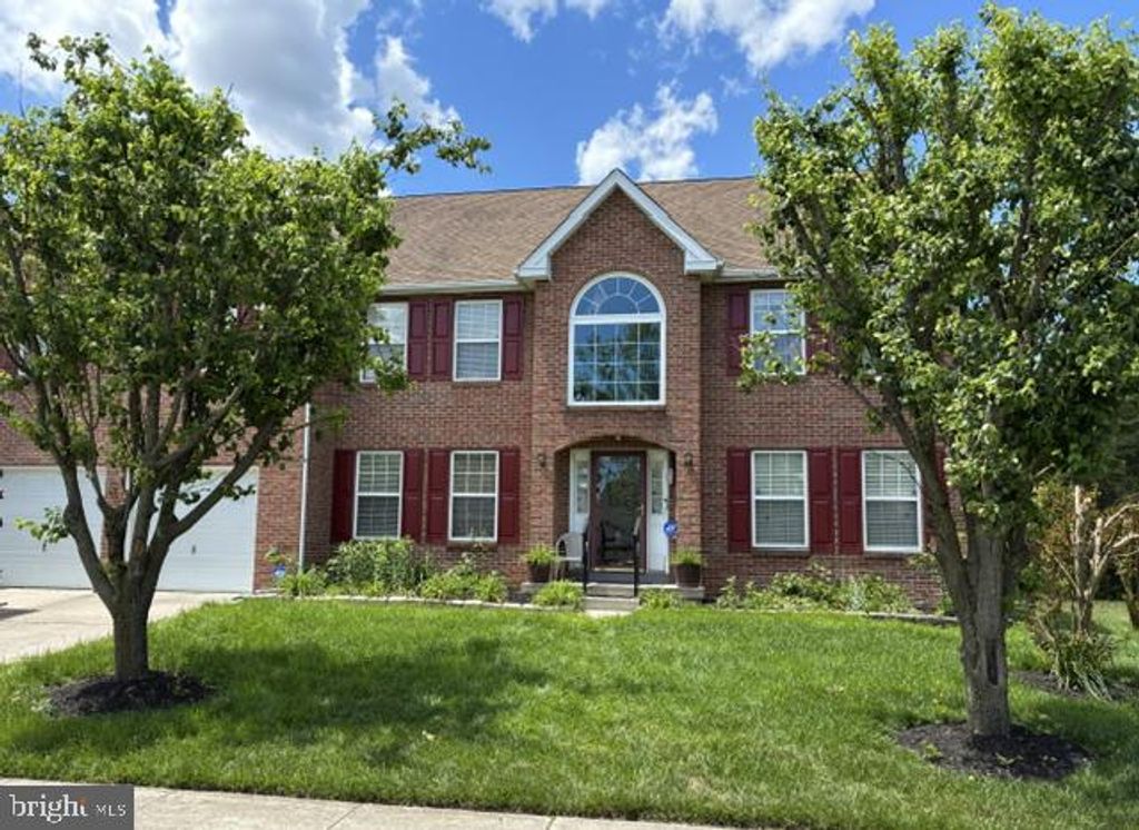 160 QUIET RD, Sicklerville, NJ 08081