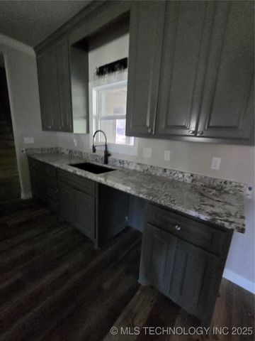 1409 Woodland Circle, Kingston, OK 73439